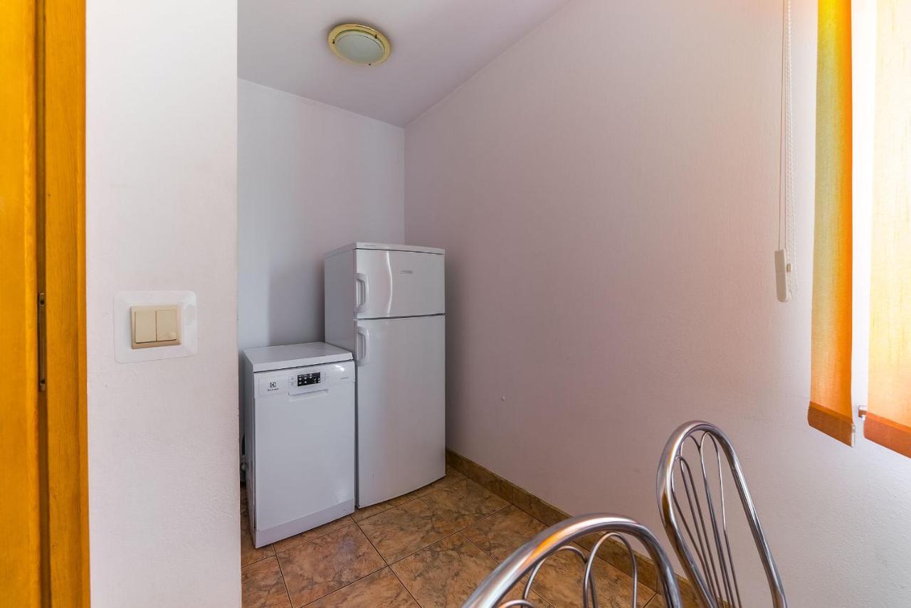Amber House Apartment *